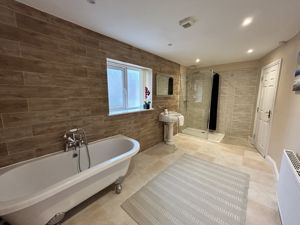 Photo 31- click for photo gallery